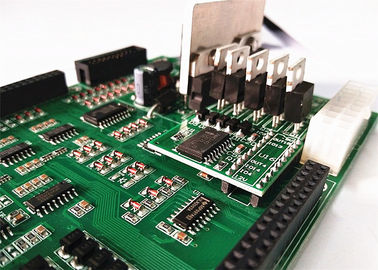 Ein guter Preis. 1.0mm Dicke ENIG 1u'' Mehrschicht-PCB-Board Bleifrei Grün Soldmask Oberfläche Online